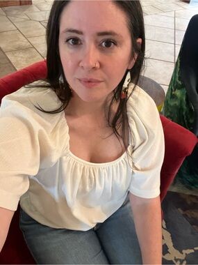 Meet your Posher, Jenn